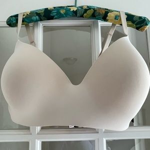 Victoria’s Secret lightly lined, wireless T-shirt Bra